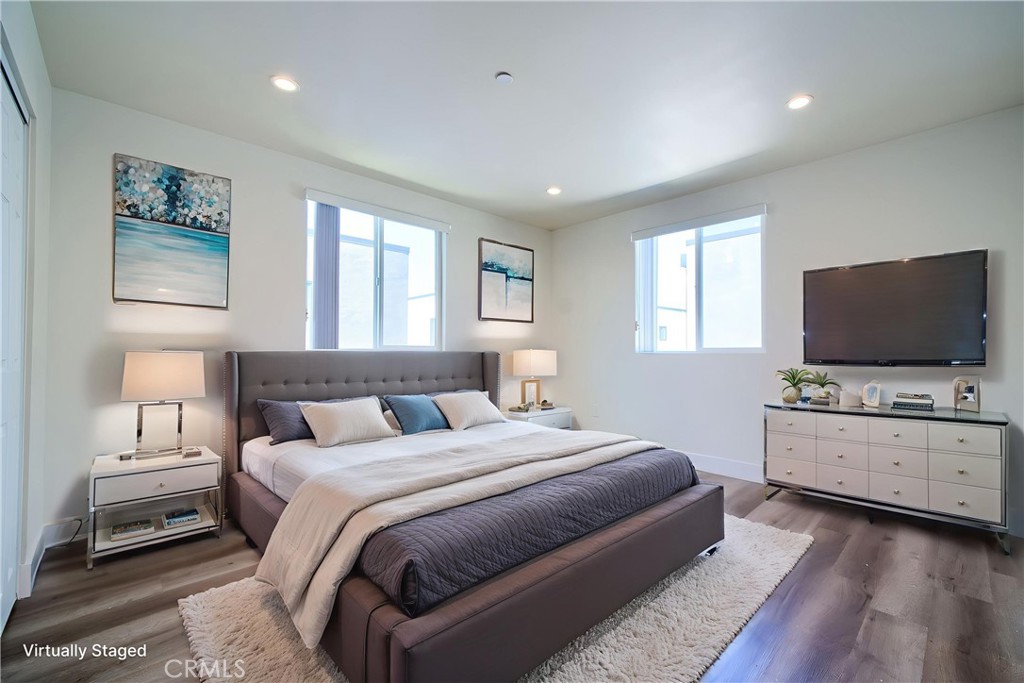 MLS #OC25256714 image #5