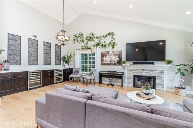 MLS #OC25256727 image #11