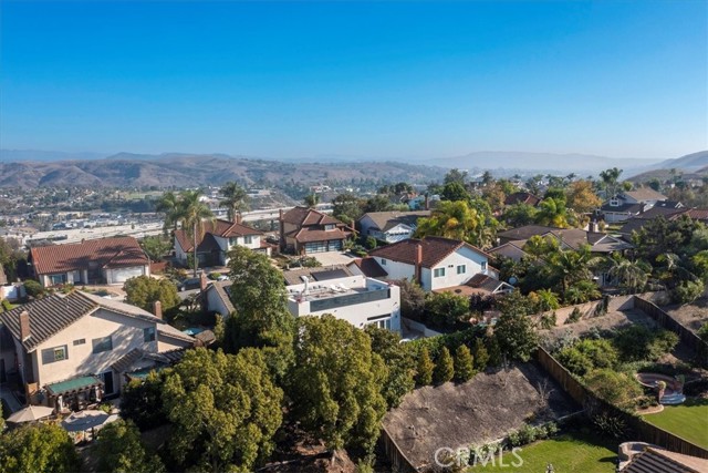 MLS #OC25256727 image #35