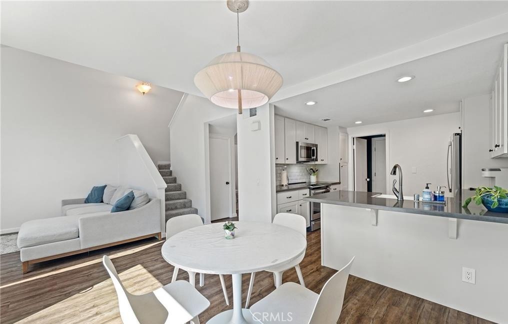 MLS #OC25256769 image #1