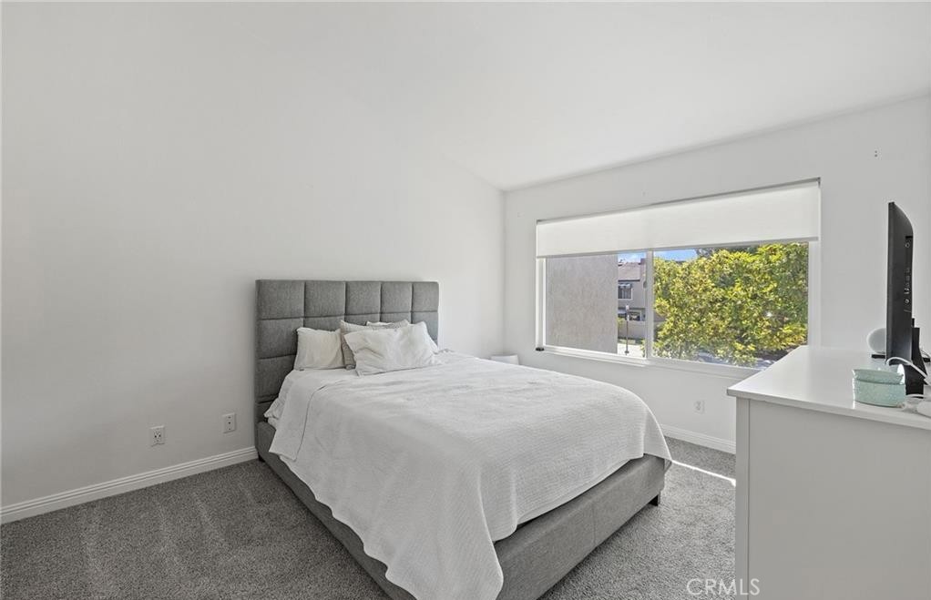 MLS #OC25256769 image #15