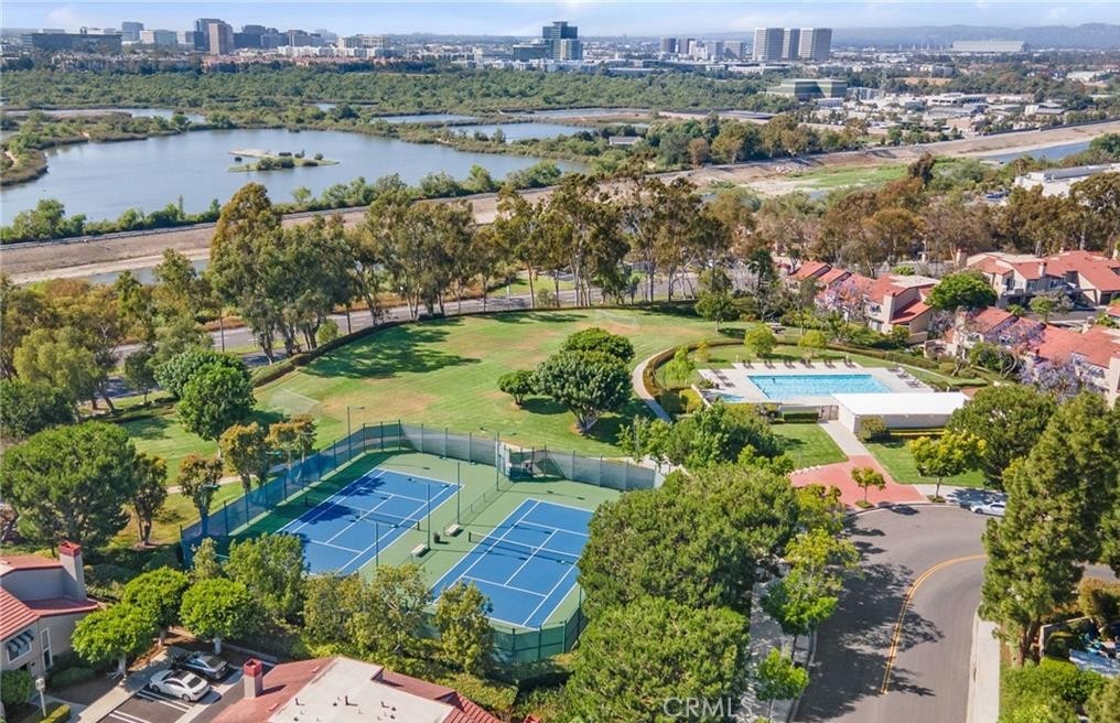 MLS #OC25256769 image #33