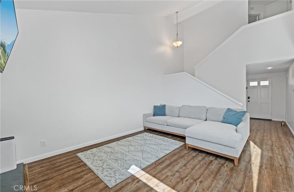 MLS #OC25256769 image #5