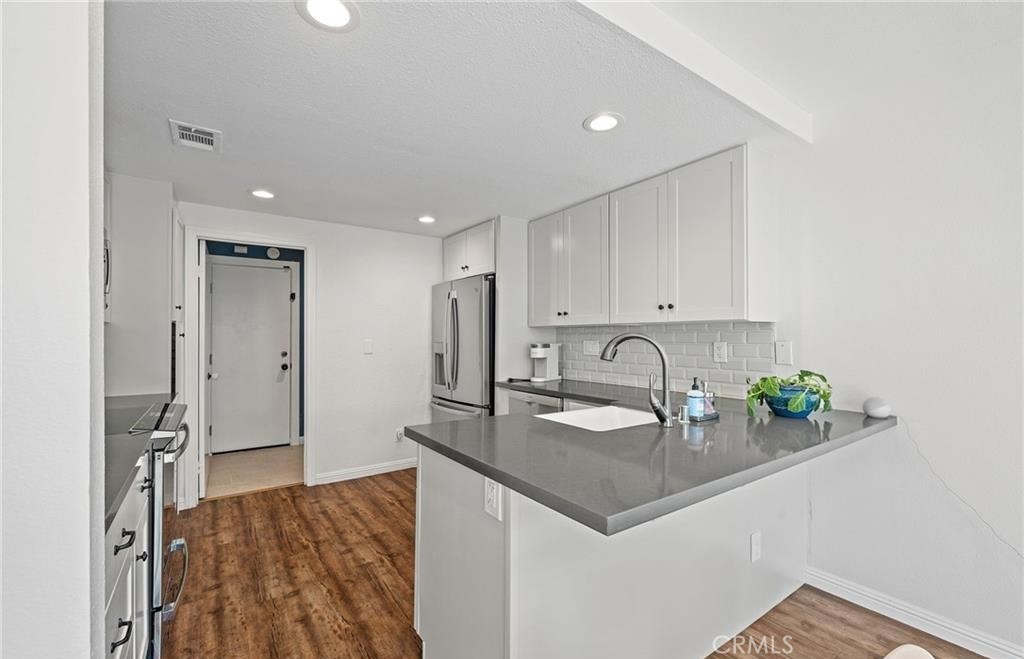 MLS #OC25256769 image #6