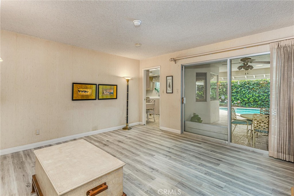 MLS #OC25256774 image #10