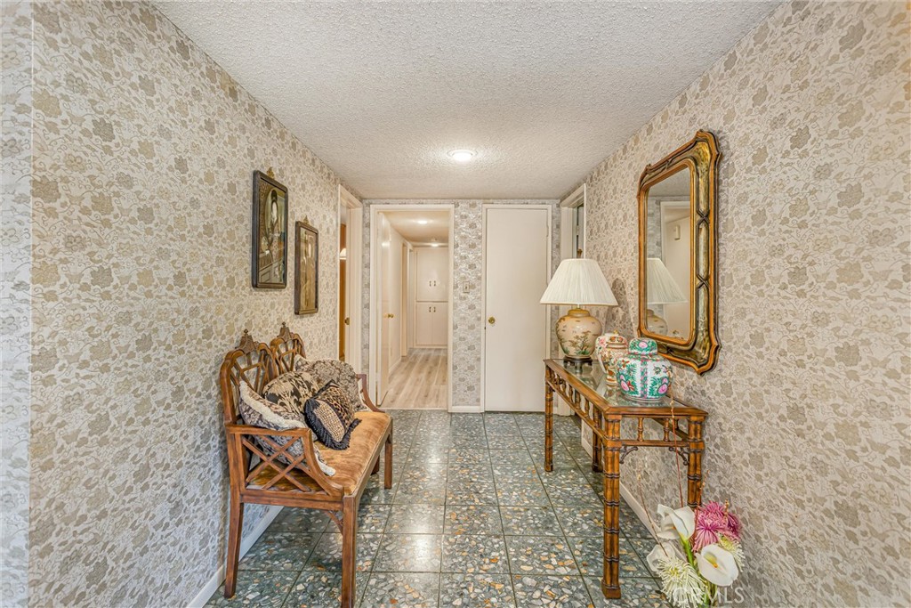 MLS #OC25256774 image #11