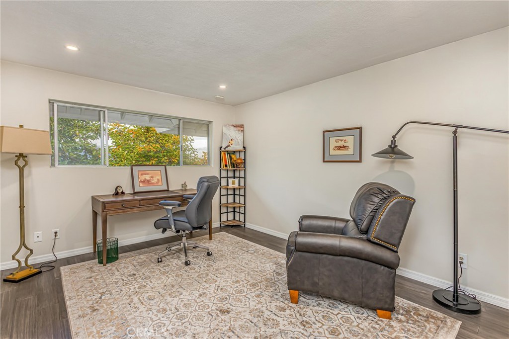 MLS #OC25256774 image #12