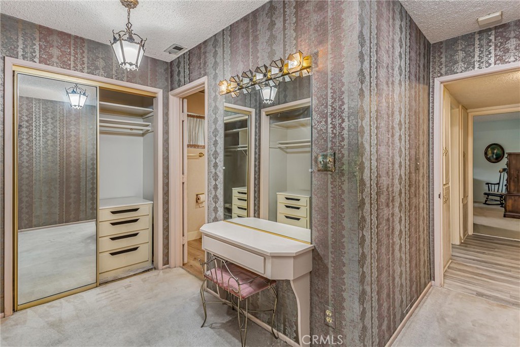 MLS #OC25256774 image #19