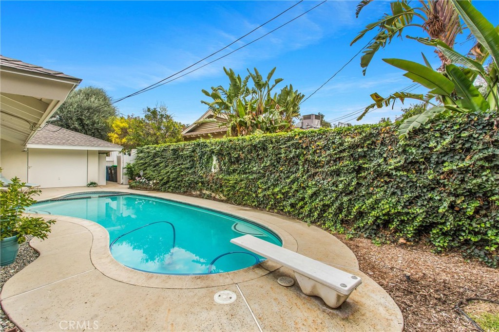 MLS #OC25256774 image #21