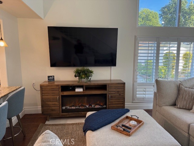 MLS #OC25256803 image #3