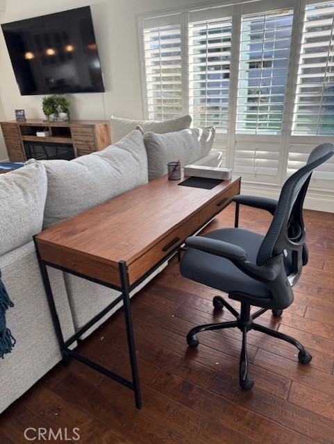 MLS #OC25256803 image #4