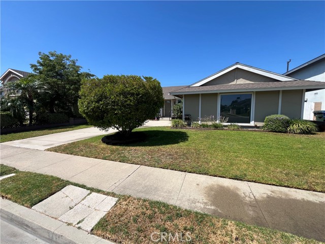 MLS #OC25256867 image #1