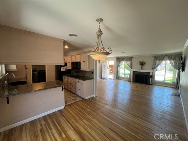 MLS #OC25256867 image #5