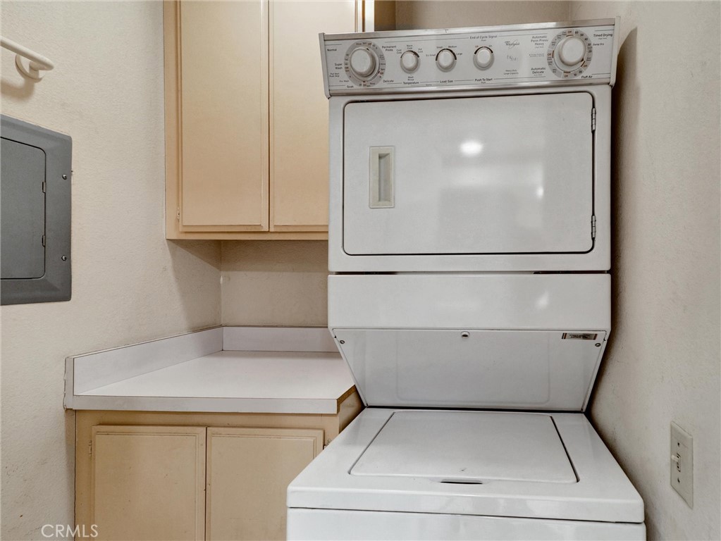 MLS #OC25256871 image #17