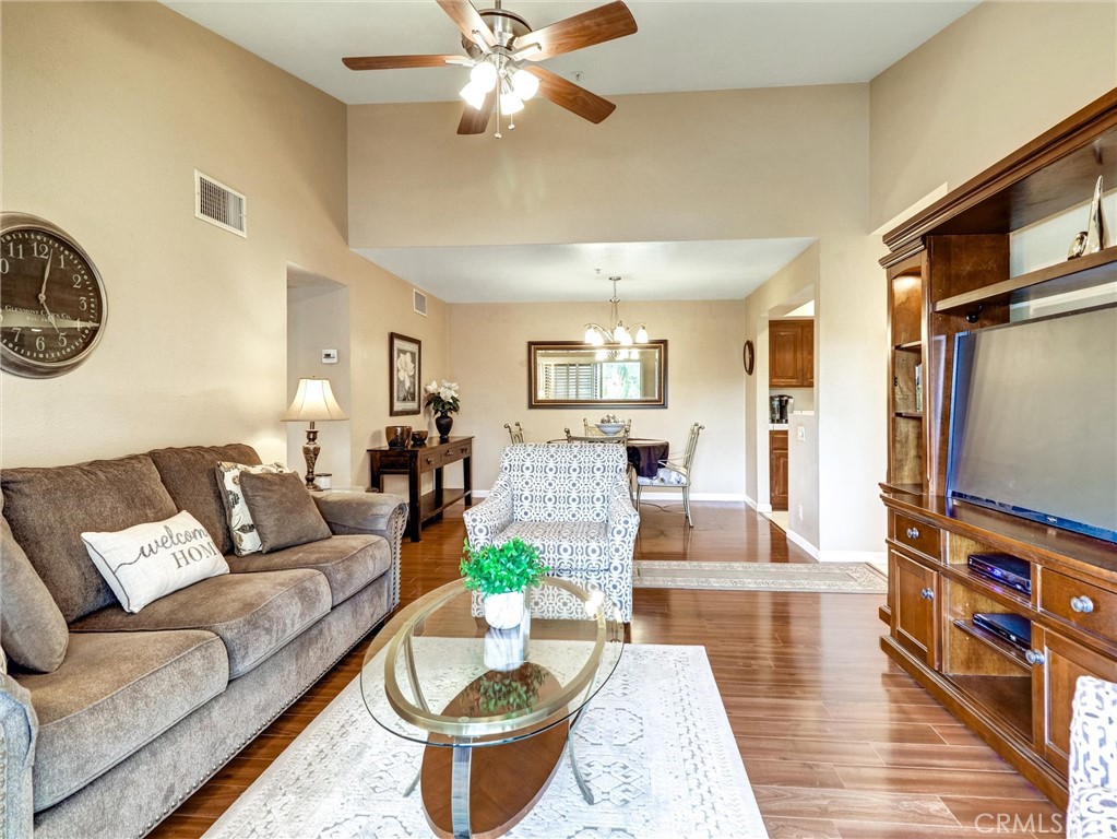 MLS #OC25256871 image #6