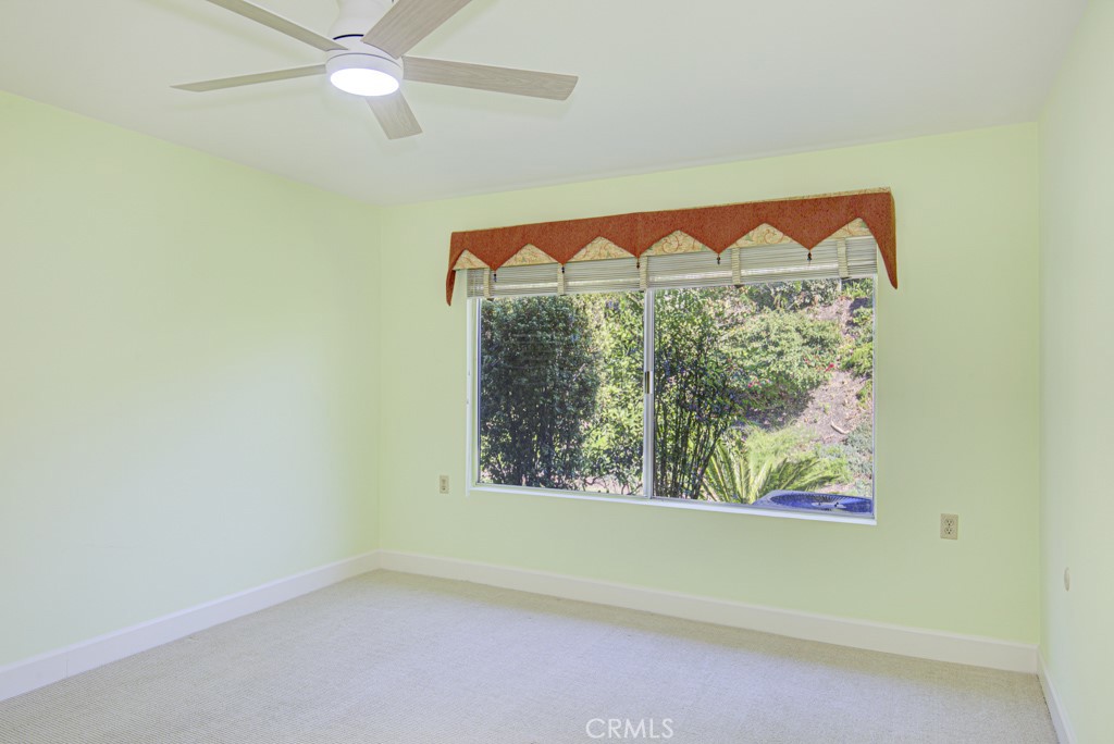 MLS #OC25256875 image #17