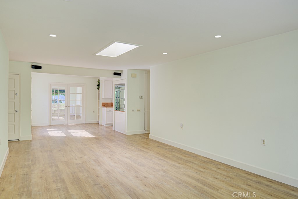 MLS #OC25256875 image #7