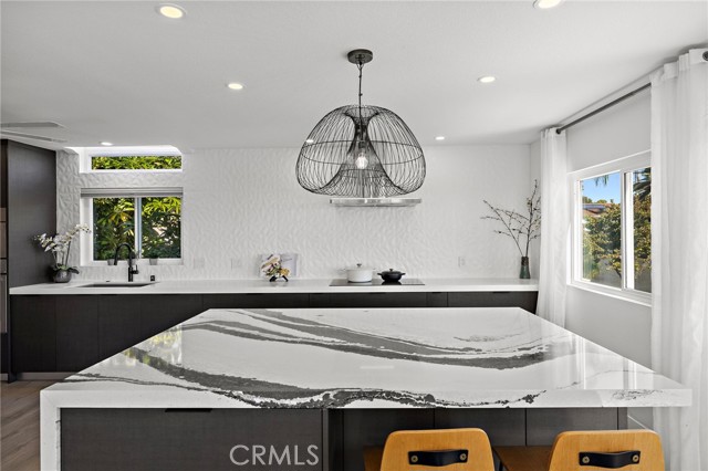 MLS #OC25256886 image #16