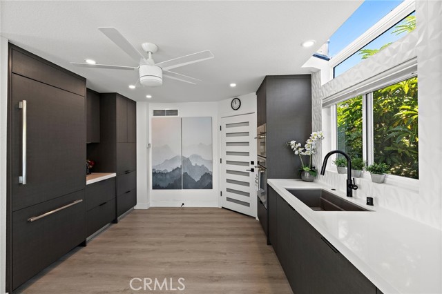 MLS #OC25256886 image #18