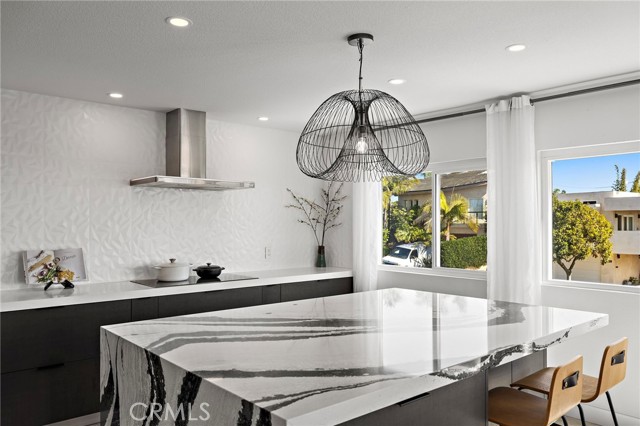 MLS #OC25256886 image #2