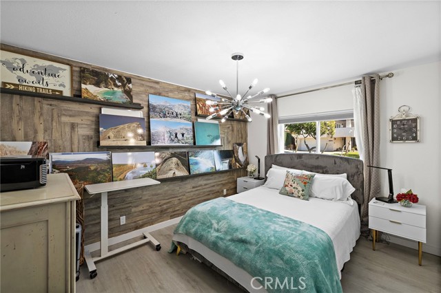 MLS #OC25256886 image #30