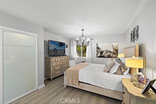 MLS #OC25256886 image #6