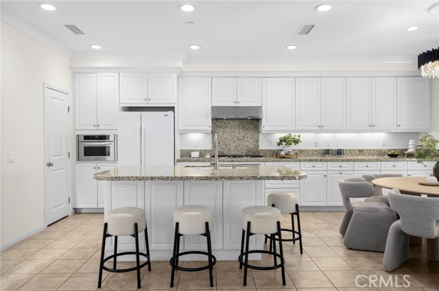 MLS #OC25256893 image #3