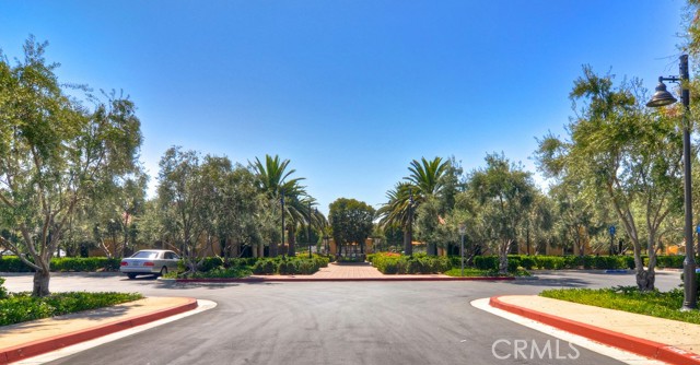 MLS #OC25256893 image #37