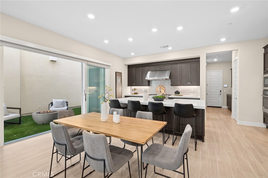 MLS #OC25256895 image #2