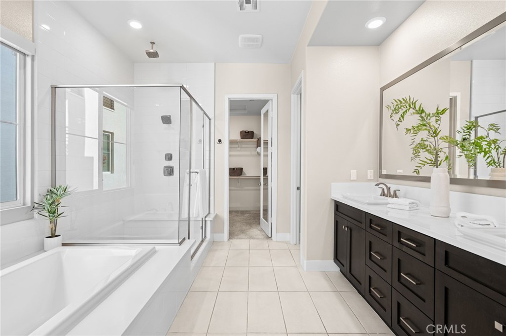 MLS #OC25256895 image #20