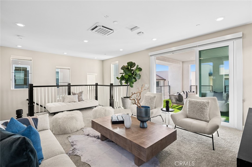 MLS #OC25256895 image #29