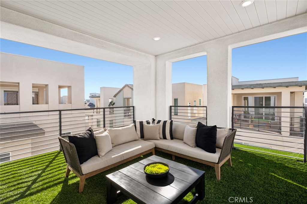 MLS #OC25256895 image #30