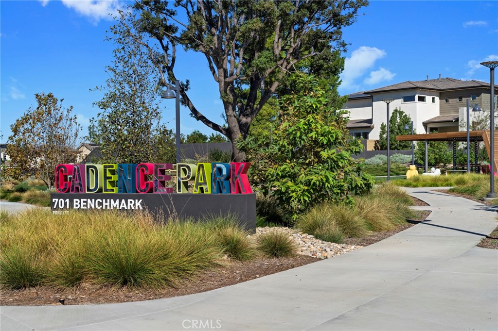 MLS #OC25256895 image #40