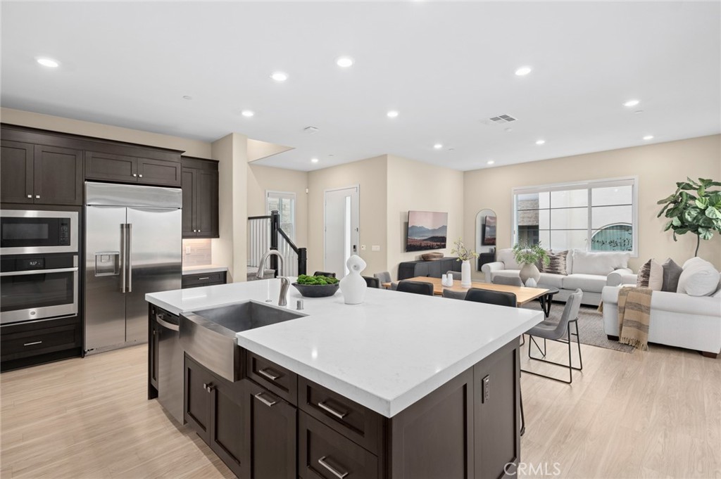 MLS #OC25256895 image #6