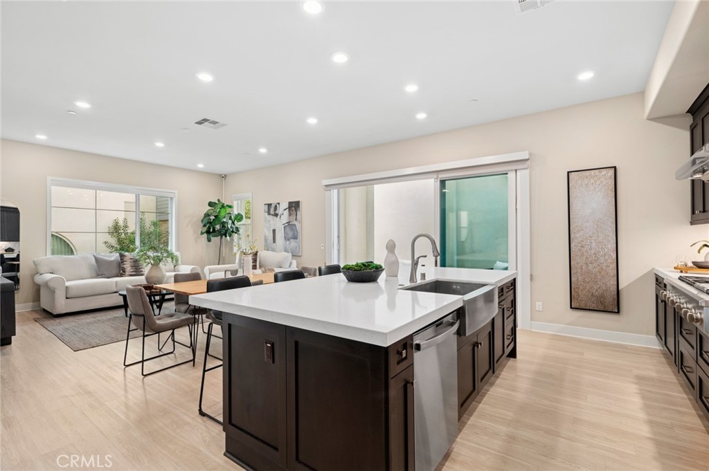 MLS #OC25256895 image #7