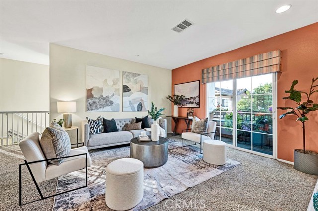 MLS #OC25256900 image #4