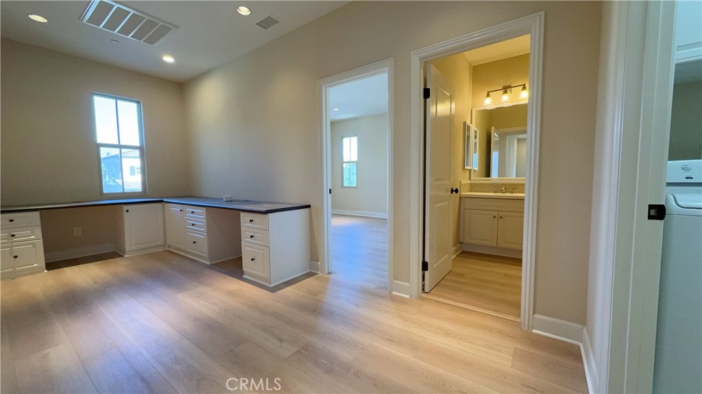 MLS #OC25256920 image #7