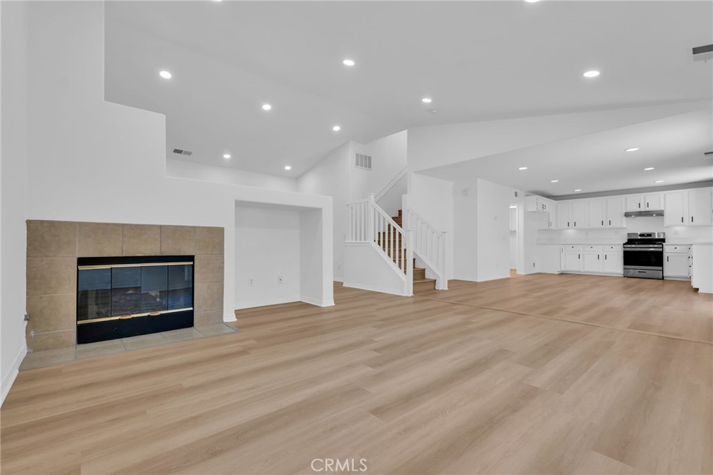 MLS #OC25256929 image #14