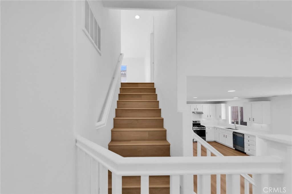 MLS #OC25256929 image #20