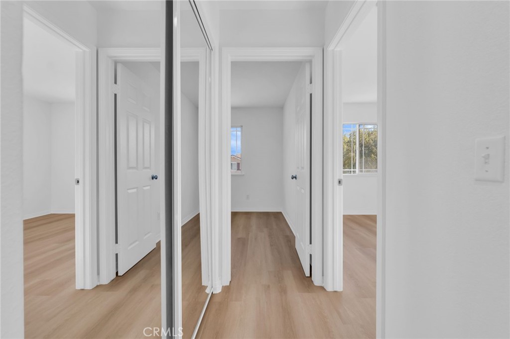 MLS #OC25256929 image #27