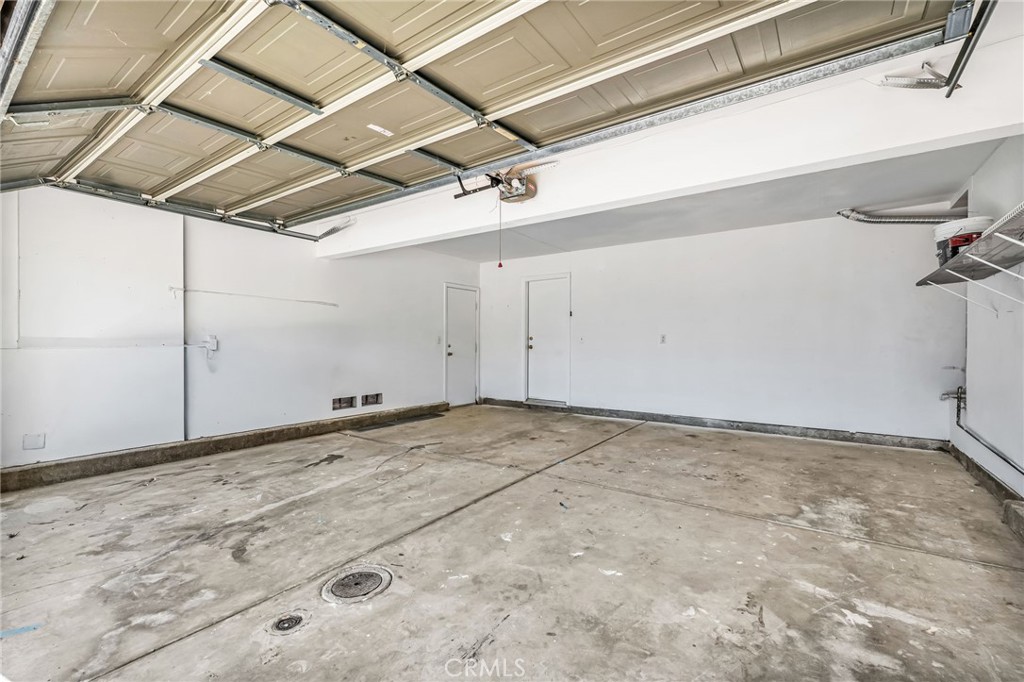 MLS #OC25256929 image #34