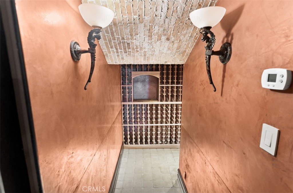 MLS #OC25256960 image #16