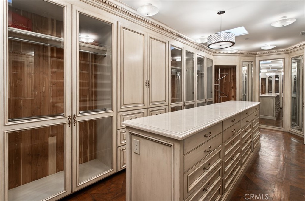 MLS #OC25256960 image #25