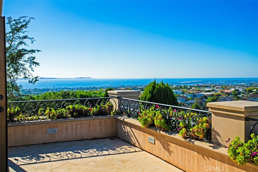 MLS #OC25256960 image #33