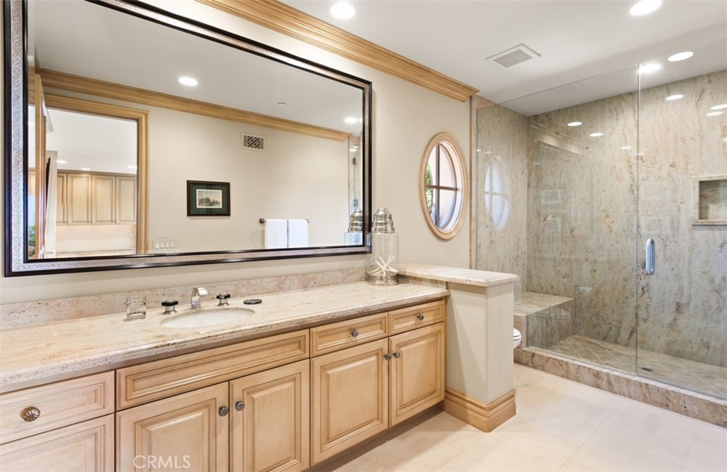 MLS #OC25256960 image #36