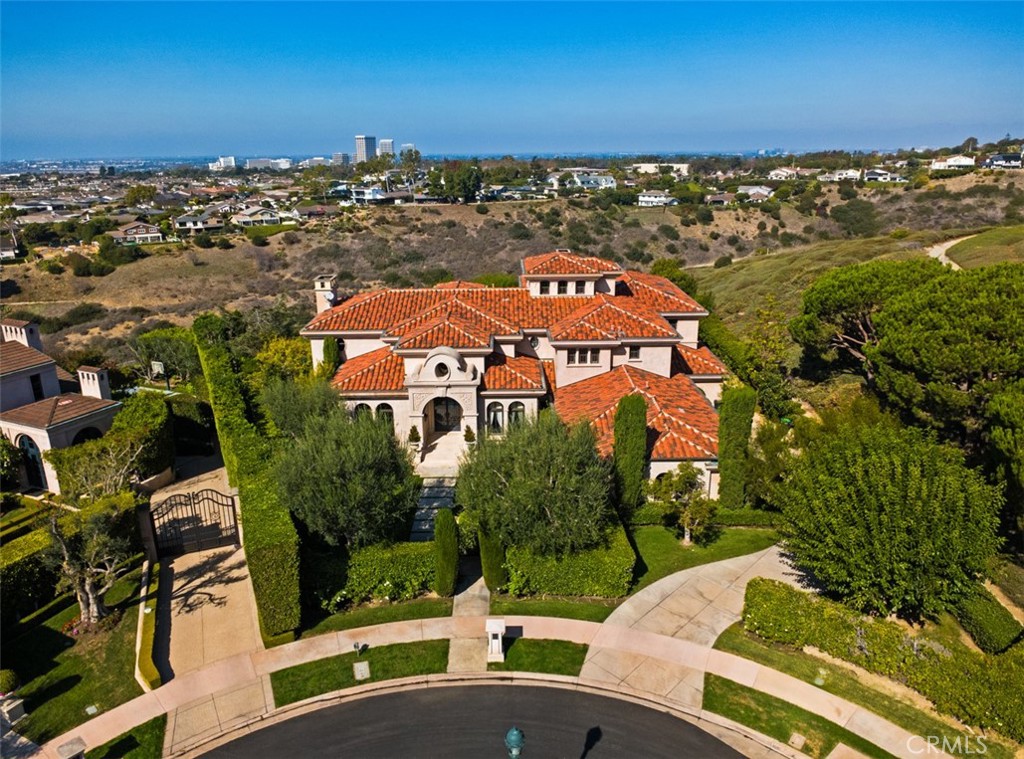 MLS #OC25256960 image #46