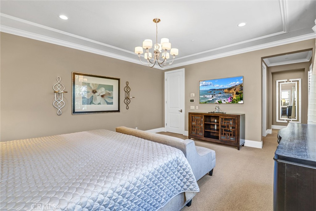 MLS #OC25256961 image #22