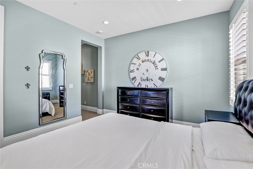 MLS #OC25256961 image #27