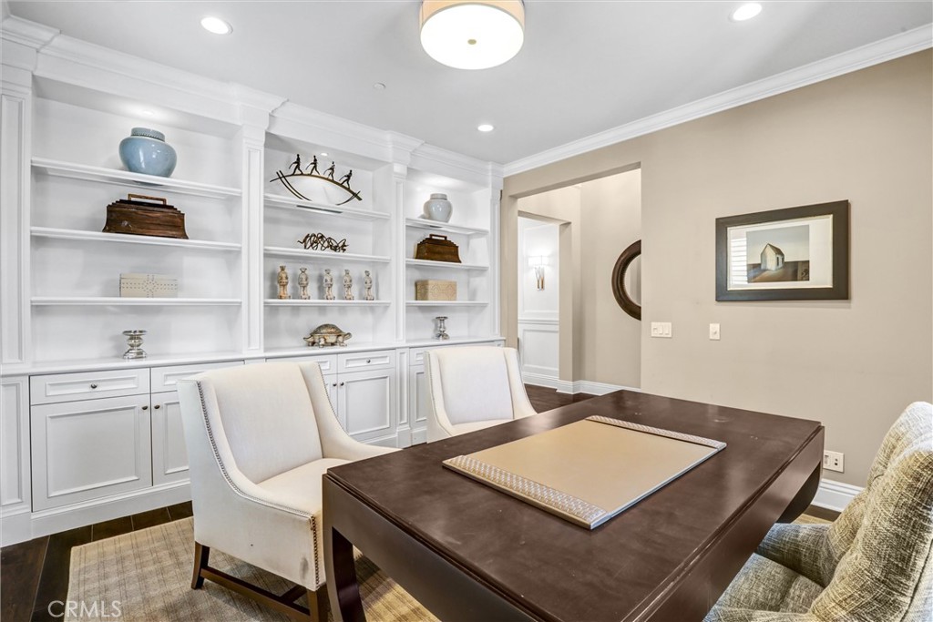 MLS #OC25256961 image #4