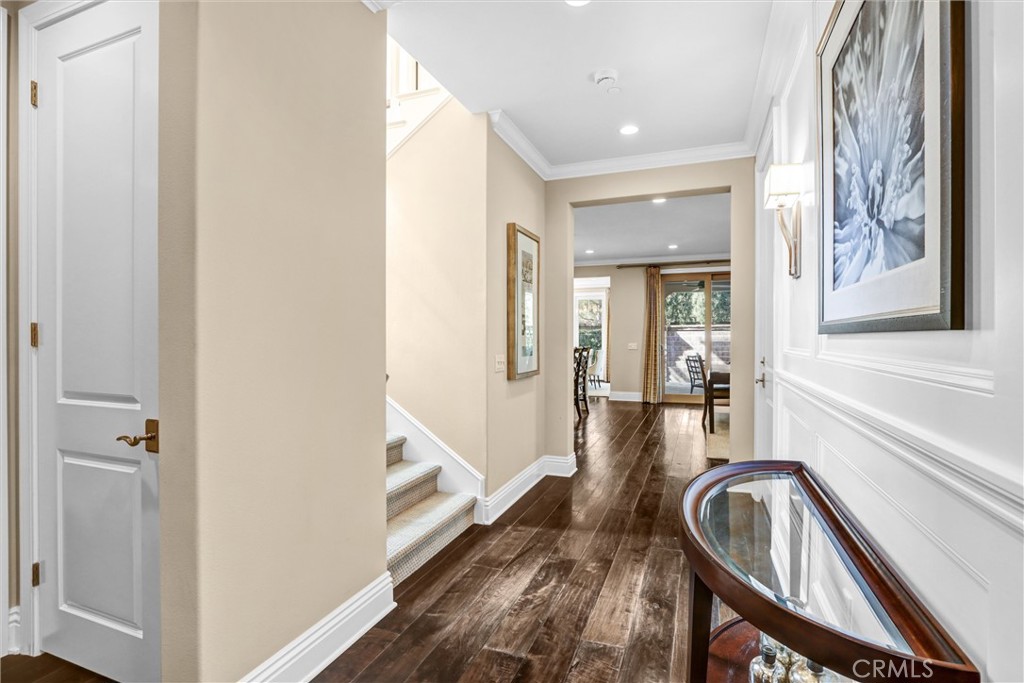 MLS #OC25256961 image #5